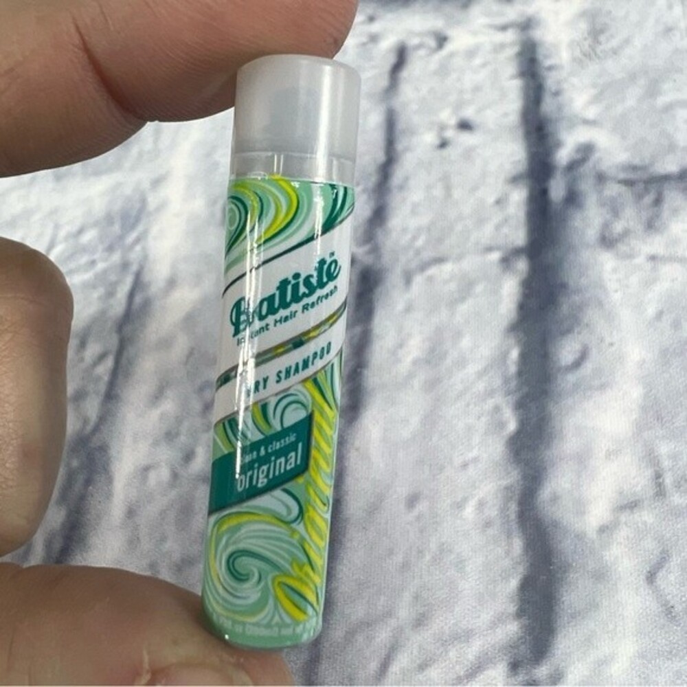 Mini Brands Batiste Dry Shampoo